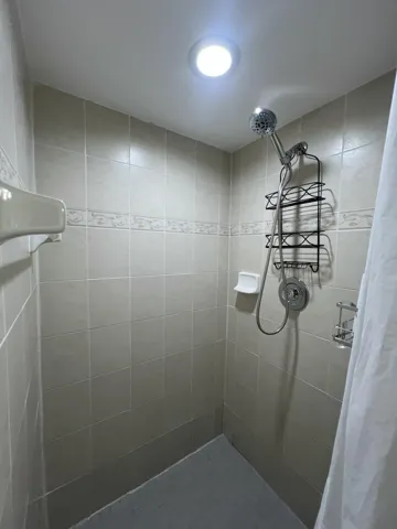 Shower - 2 bath