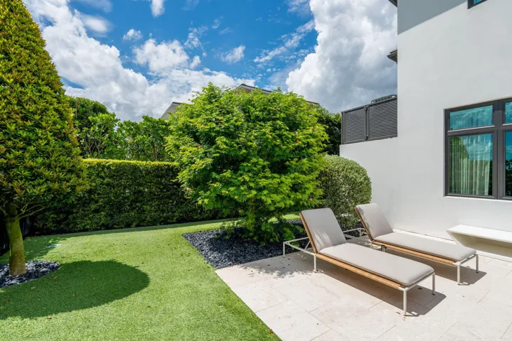 59-web-or-mls-A7407077