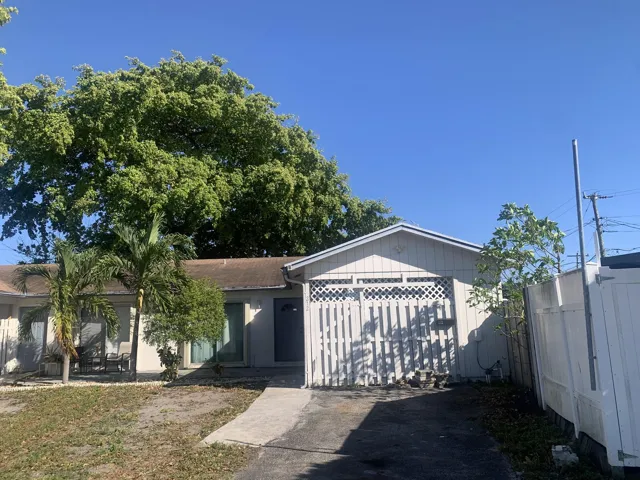 2 bedroom 2 bath duplex for rent Deerfie