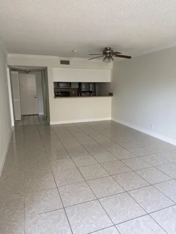 8160 Living Room 2