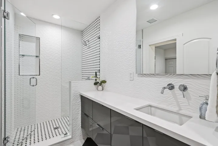 2835 Polo Island Drive H104 (50)