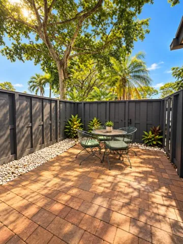 Front Courtyard Area
