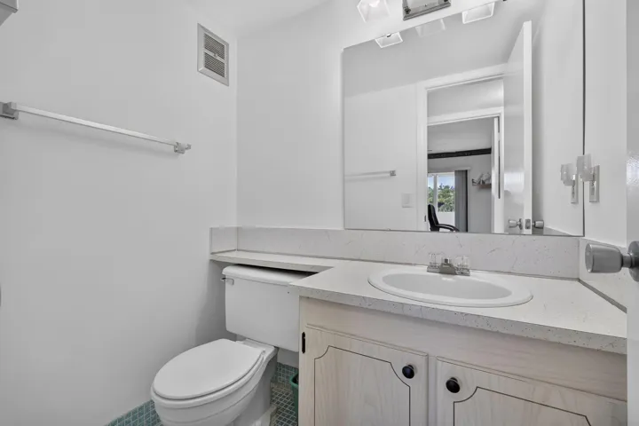 GUEST BATH