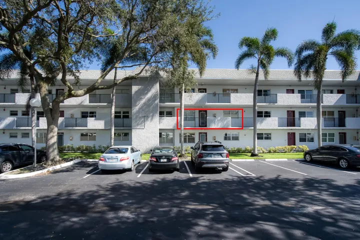 8305 nw 61 st c211 40