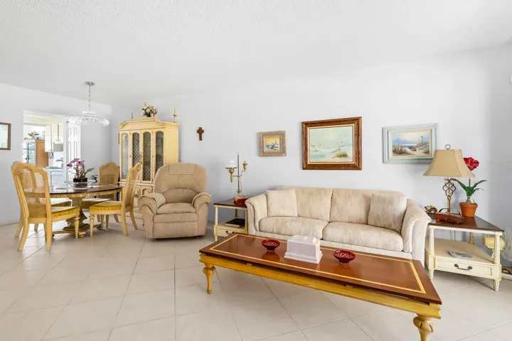 8305 nw 61 st c211 13