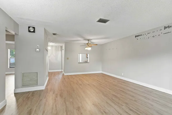 07_living room