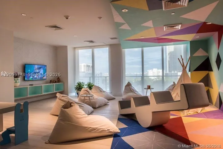 121 Ne 34th St 2202, Miami, Florida 33137