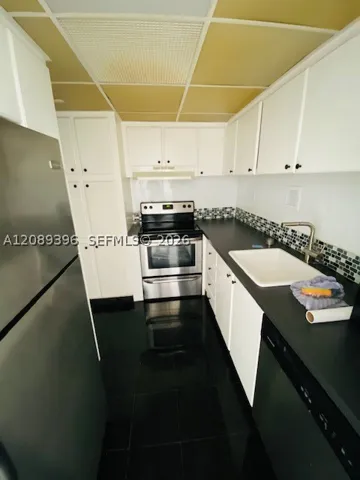 1200 West Ave 830, Miami Beach, Florida 33139