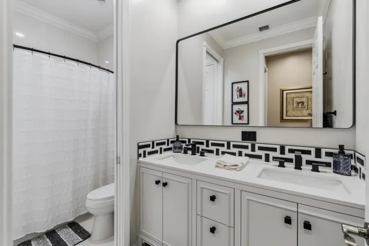 Upstairs Bathroom