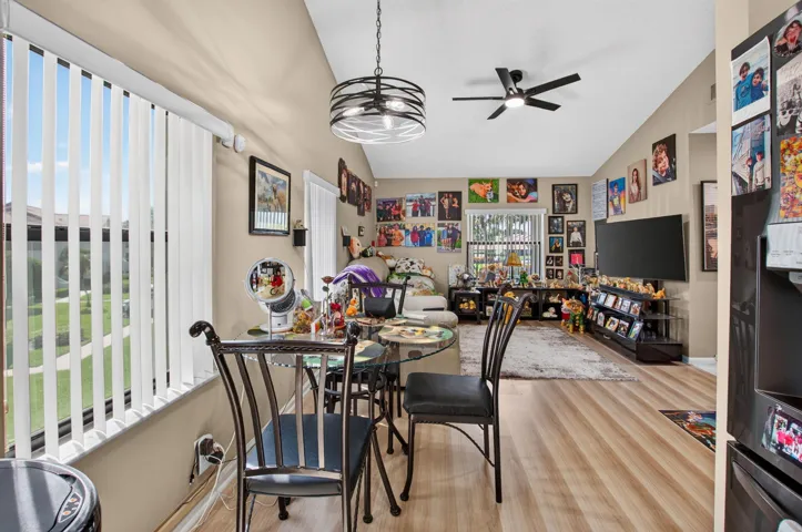 Breakfast Nook