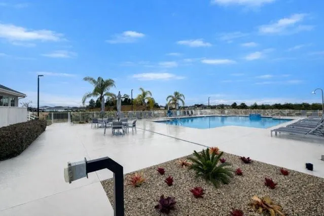 Community pool