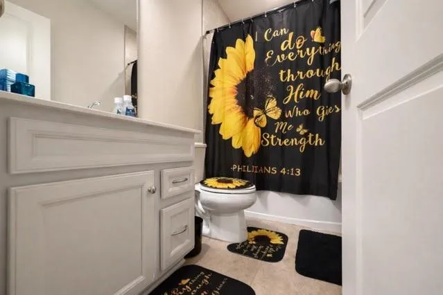 Secondary bathroom
