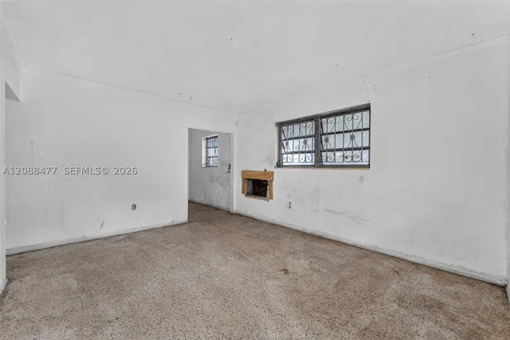 Front Unit Family Room