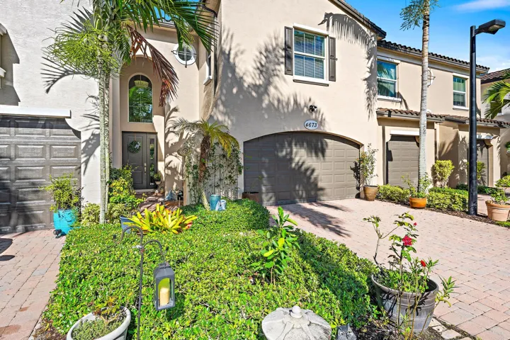 4673 Mediterranean Cir-2