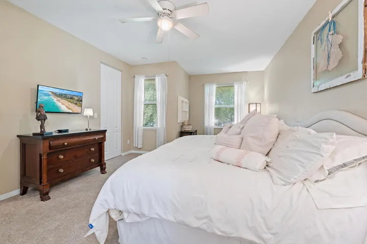 4673 Mediterranean Cir-19