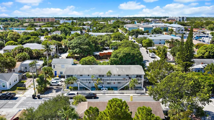 430 N J St-2