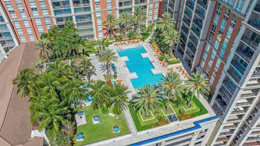 550 Okeechobee Blvd #1615