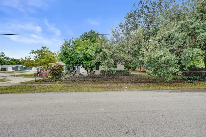 Corner Lot