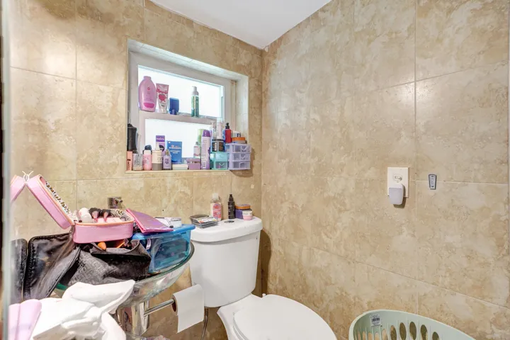 En suite bathroom
