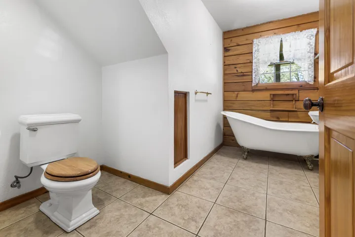 DOWNSTAIRS BATH