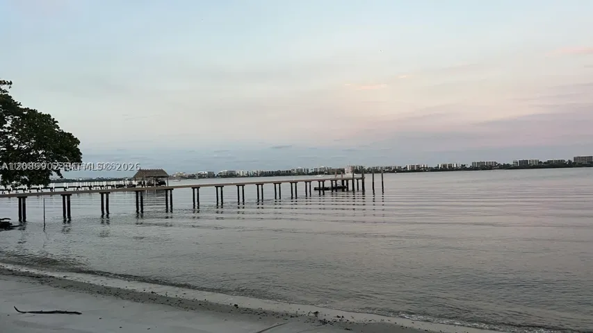 Dock