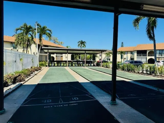 OUTSIDE GAME