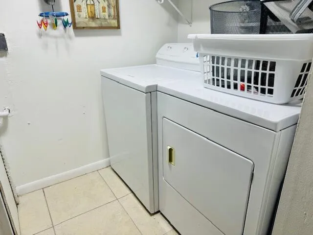 FULL SIZE WASHER/DRYER