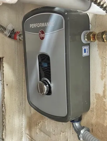 WATER HEATER TANKLESS