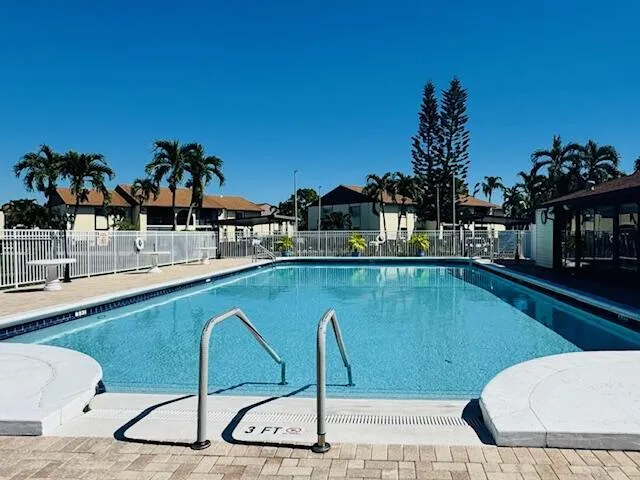 BIG POOL