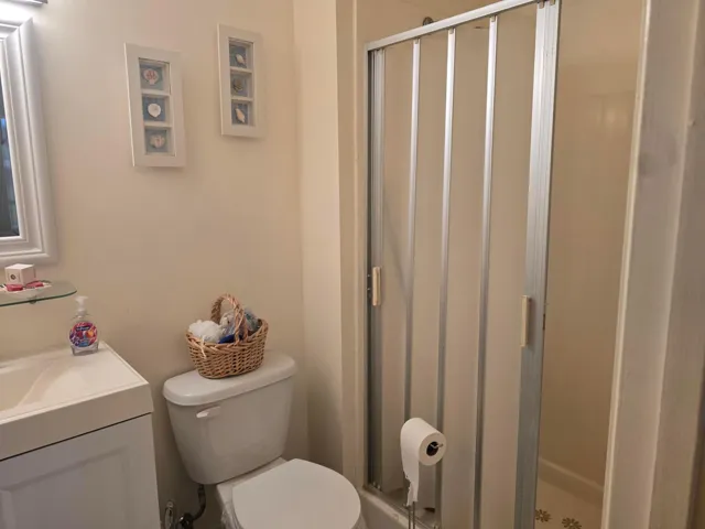 GUEST BATH