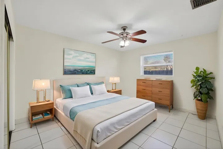 44-web-or-mls-699A1795 virtually staged