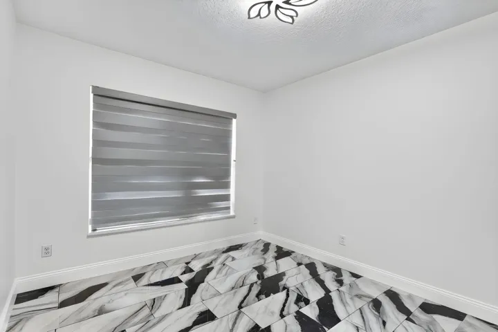 38-web-or-mls-43-print-5P1A7284 furnitur