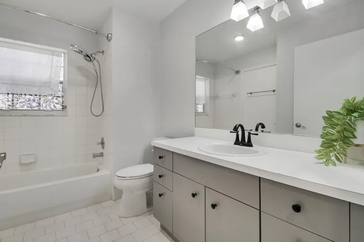 Master bath