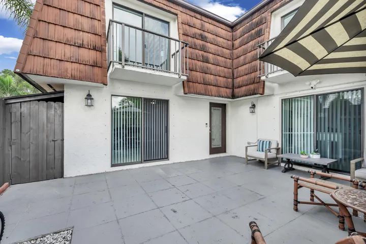 3 Porch (2)