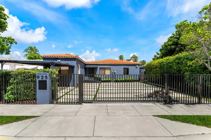 925 Stillwater Dr ., Miami Beach, Florida 33141
