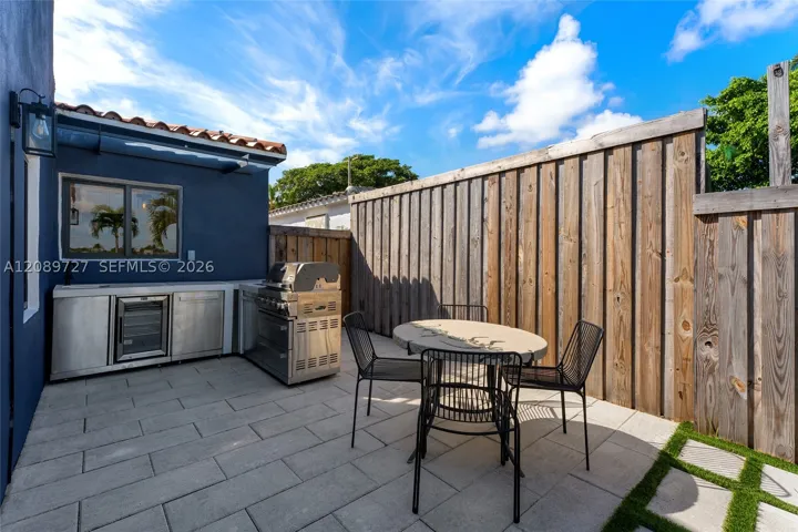 925 Stillwater Dr ., Miami Beach, Florida 33141