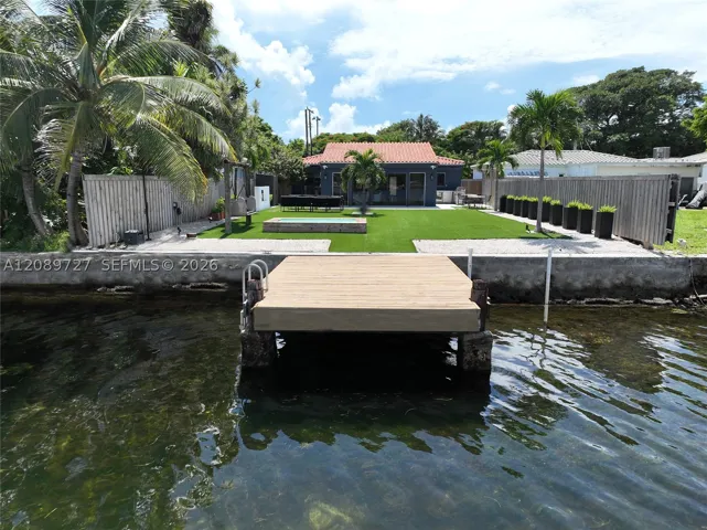 925 Stillwater Dr ., Miami Beach, Florida 33141