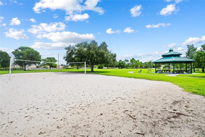 Falcon's Lea Park