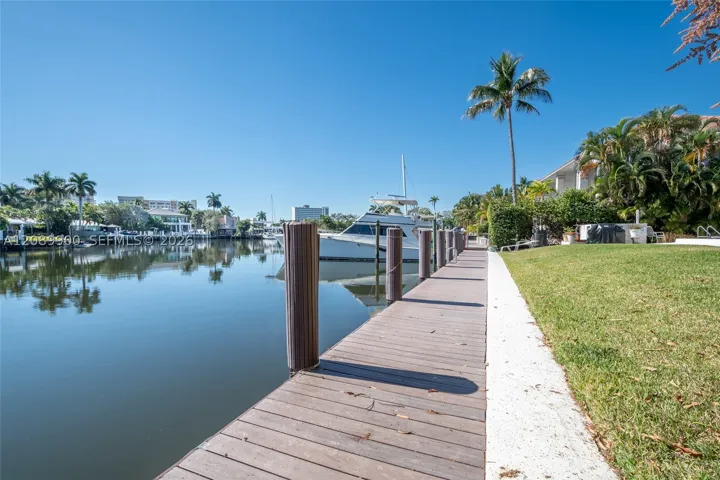 Dock