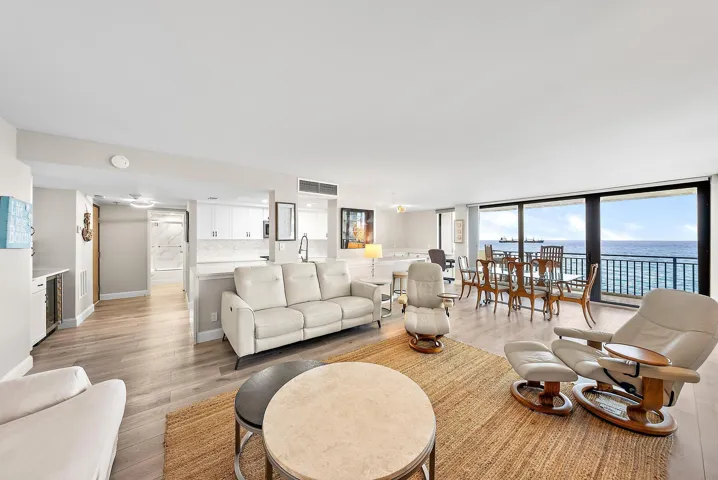 5460 N Ocean Drive #3B-25