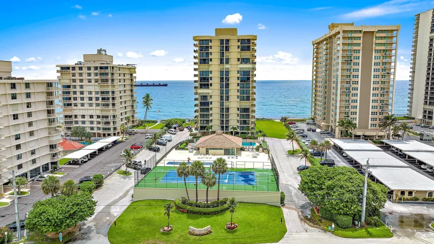 5460 N Ocean Drive #3B-1