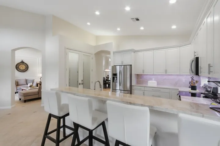 Breakfast Bar