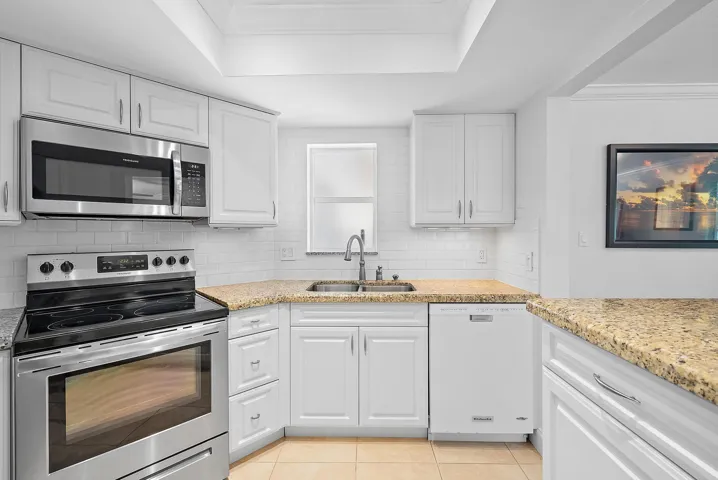 154 Seabreeze Circle-3