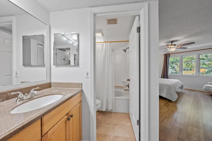 154 Seabreeze Circle-10