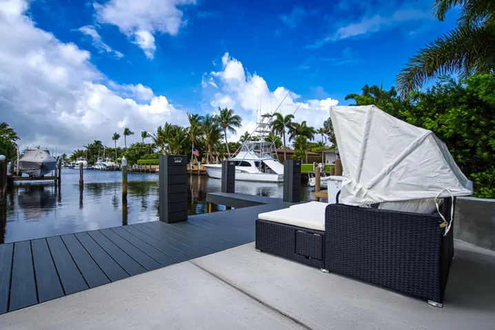 Dock