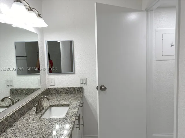 733 Riverside Dr 1212, Coral Springs, Florida 33071