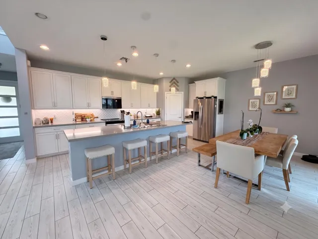 IMG_1285-Kitchen-Dinnind
