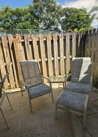 Patio Lounge Chairs