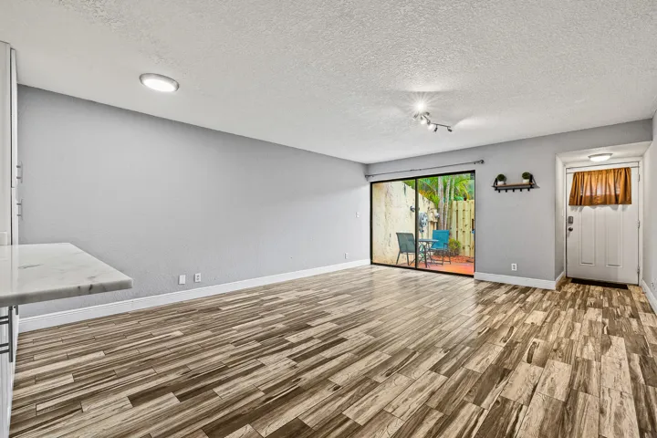 7739 Balboa St Sunrise_MLS-13