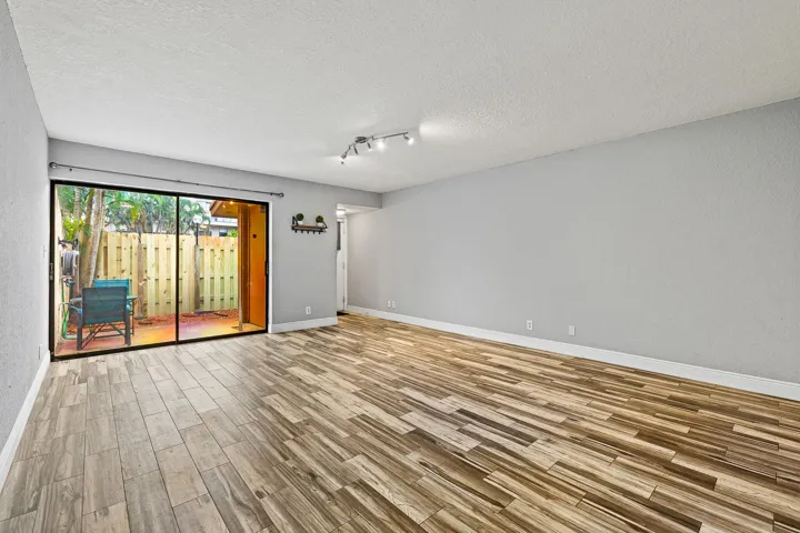 7739 Balboa St Sunrise_MLS-14